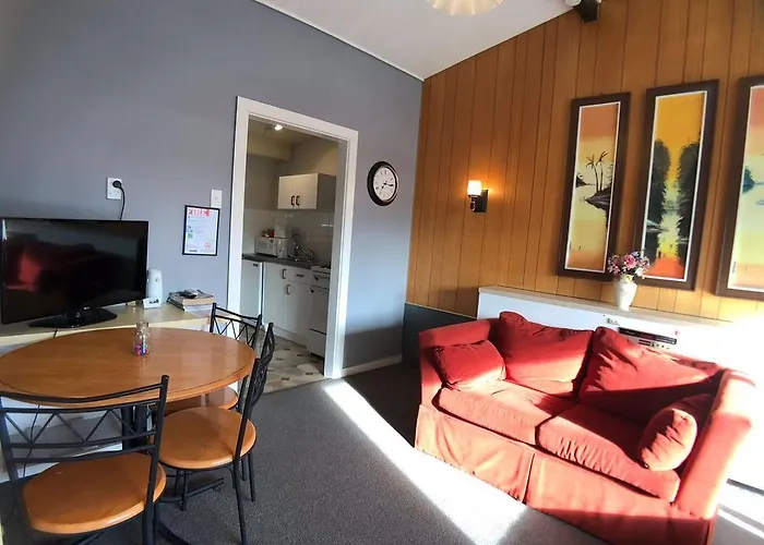 Tui Lodge Motel